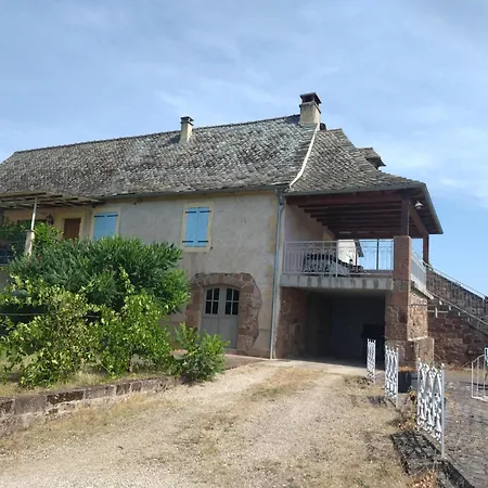 Holiday home L'oustal *